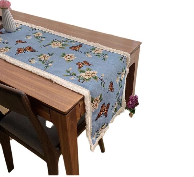 Camino de mesa estilo country americano con estampado floral de mariposas
