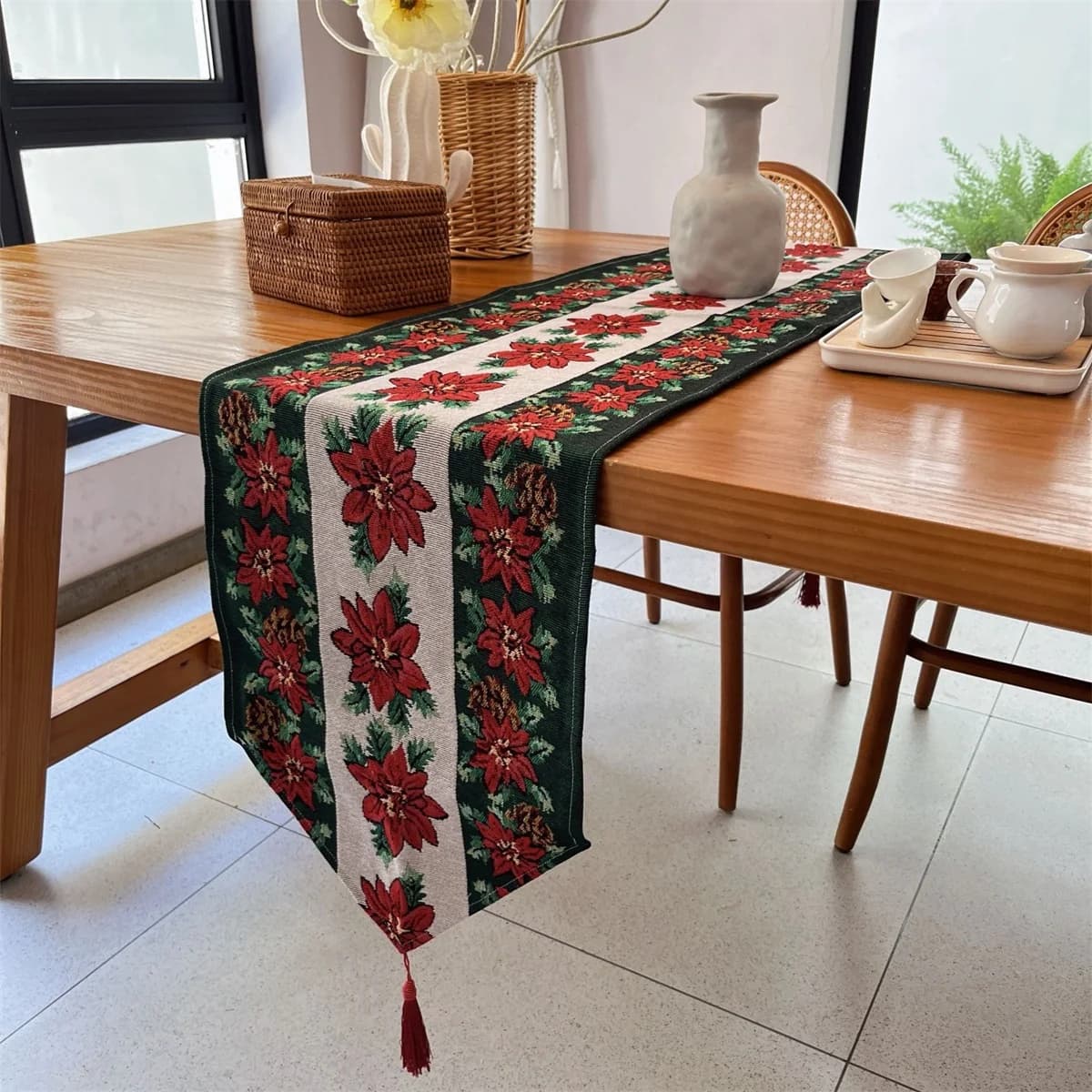 Camino de Mesa Navideño Floral Rojo para Comedor y Muebles