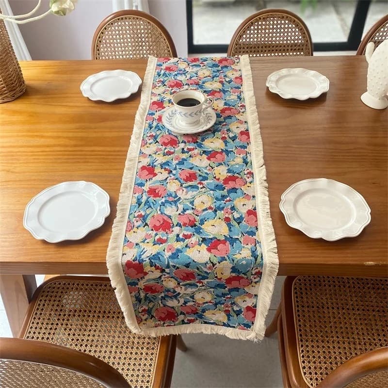 Camino de mesa de algodón y lino jacquard con diseño floral nórdico