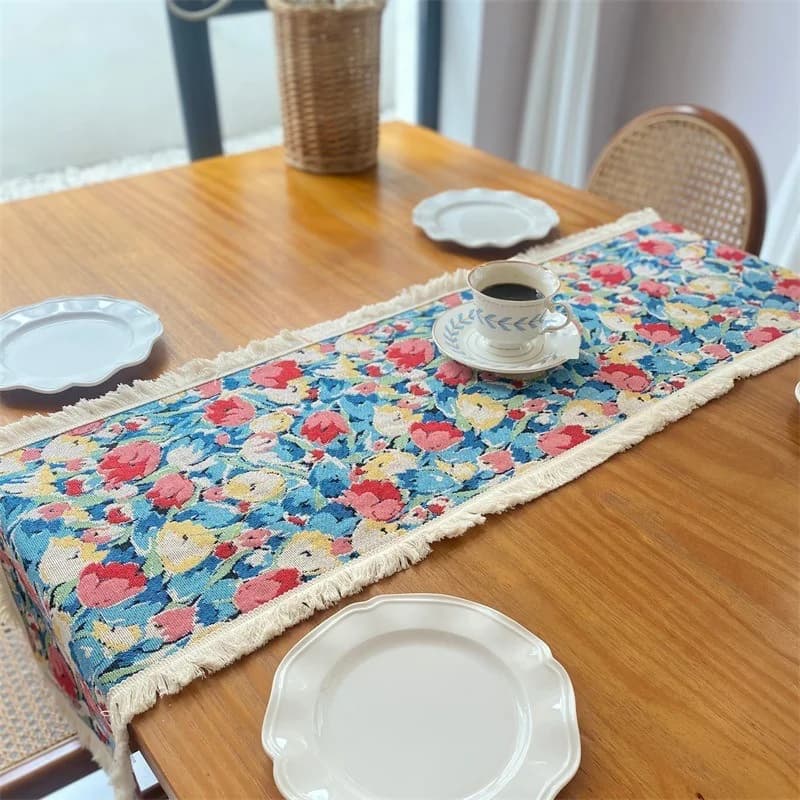 Camino de mesa de algodón y lino jacquard con diseño floral nórdico